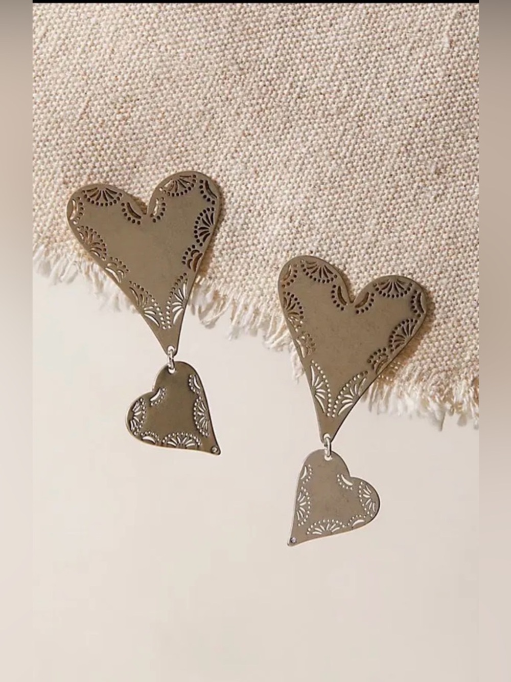 NWT Free People Paint The Sky Etched Double Heart Drop Earrings ~ Silver